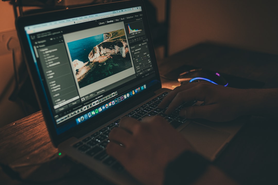 Google Pics AI Editor Makes Design Easy
