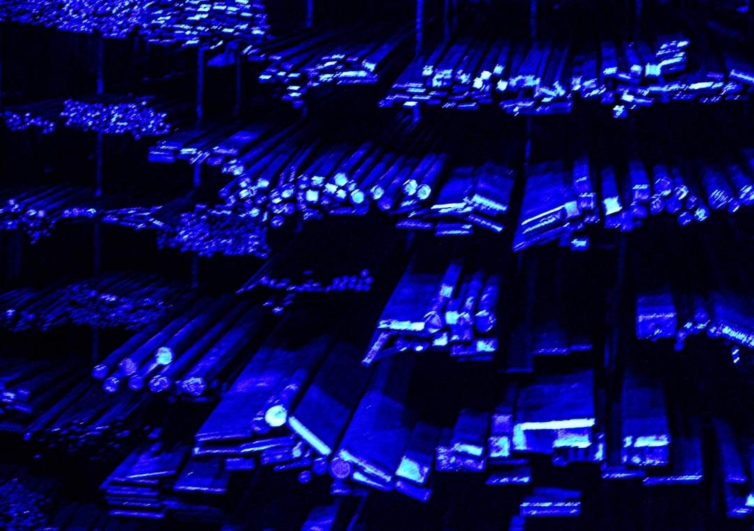 Abstract blue lattice pattern symbolizing quantum lattice gates in a superconducting quantum computer