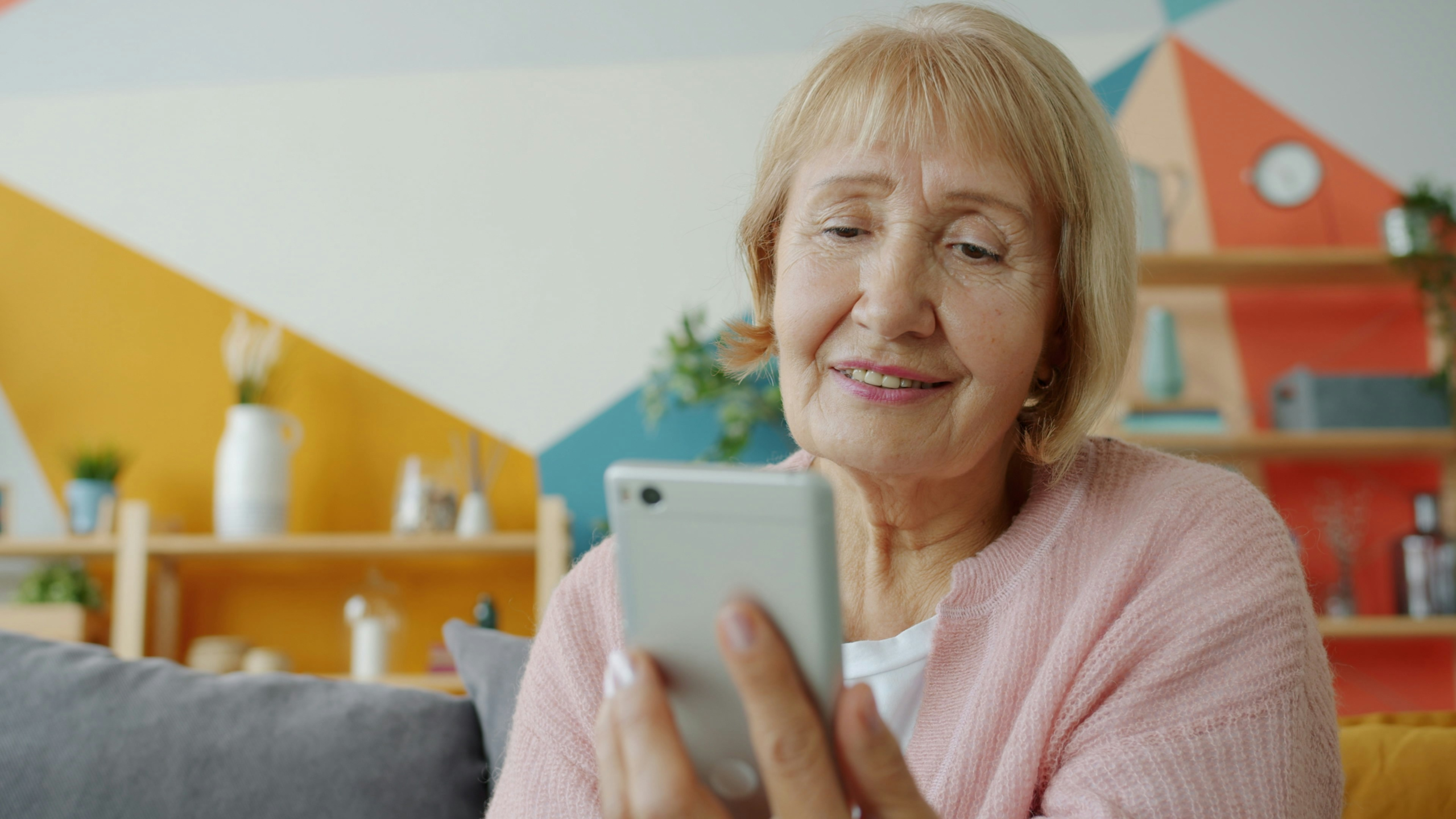 Samsung’s AI Scam Call Detection Just Reached a Lot More Phones