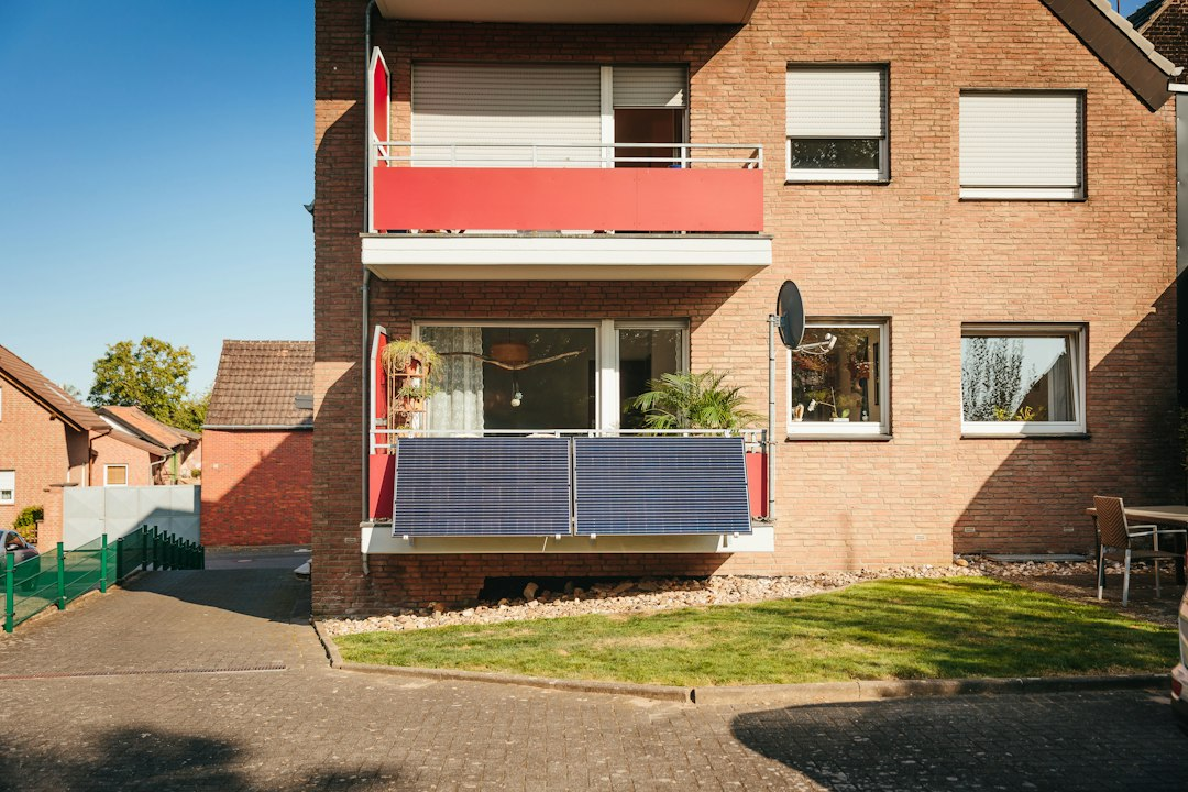 California’s New Plug-In Solar Law Already Cut This Renter’s Bill by a Third